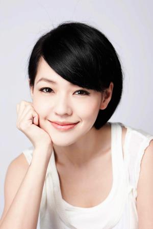 Dee Hsu's poster