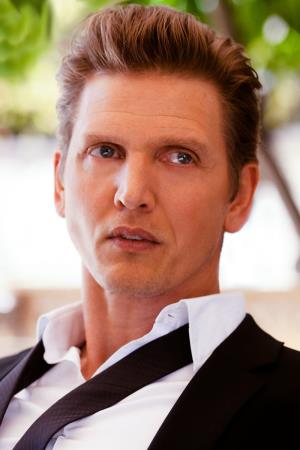 Barry Pepper's poster