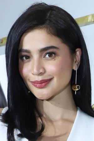 Anne Curtis's poster
