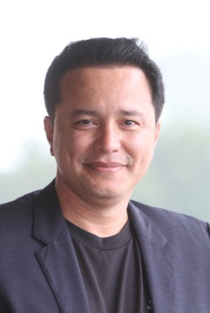 Eizlan Yusof's poster