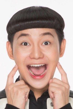 Thanawat Prasitsomporn's poster