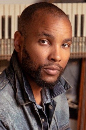 Alani iLongwe's poster