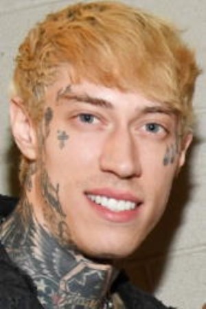 Trace Cyrus's poster