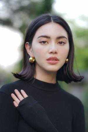 Davika Hoorne's poster