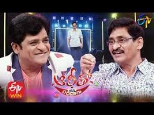 Alitho Saradaga's Poster