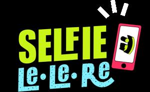 Selfie Le Le Re Poster